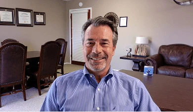  testimonial video thumbnail